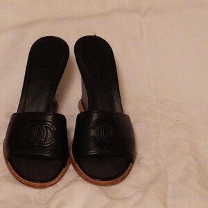 Black leather CHANEL mule